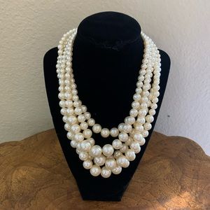 5 Pearl Costume Necklaces Forever 21 and Others